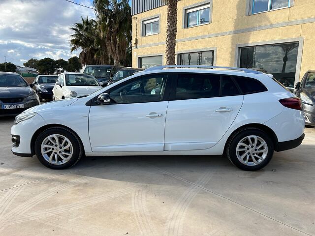 RENAULT MEGANE ESTATE LIMITED 1.5 DCI AUTO SPANISH LHD IN SPAIN 101K SUPERB 2014